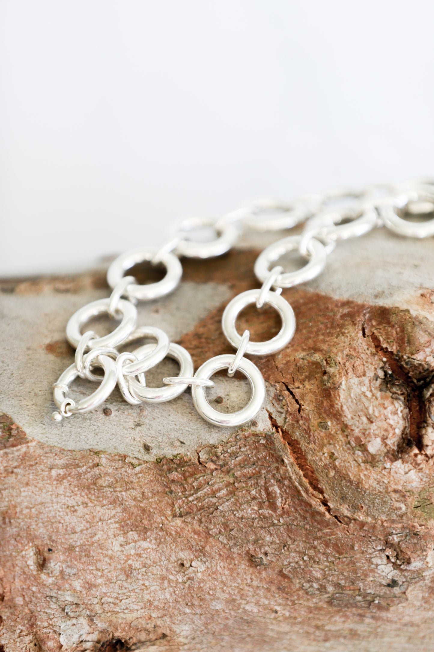 Large Round Link Necklace