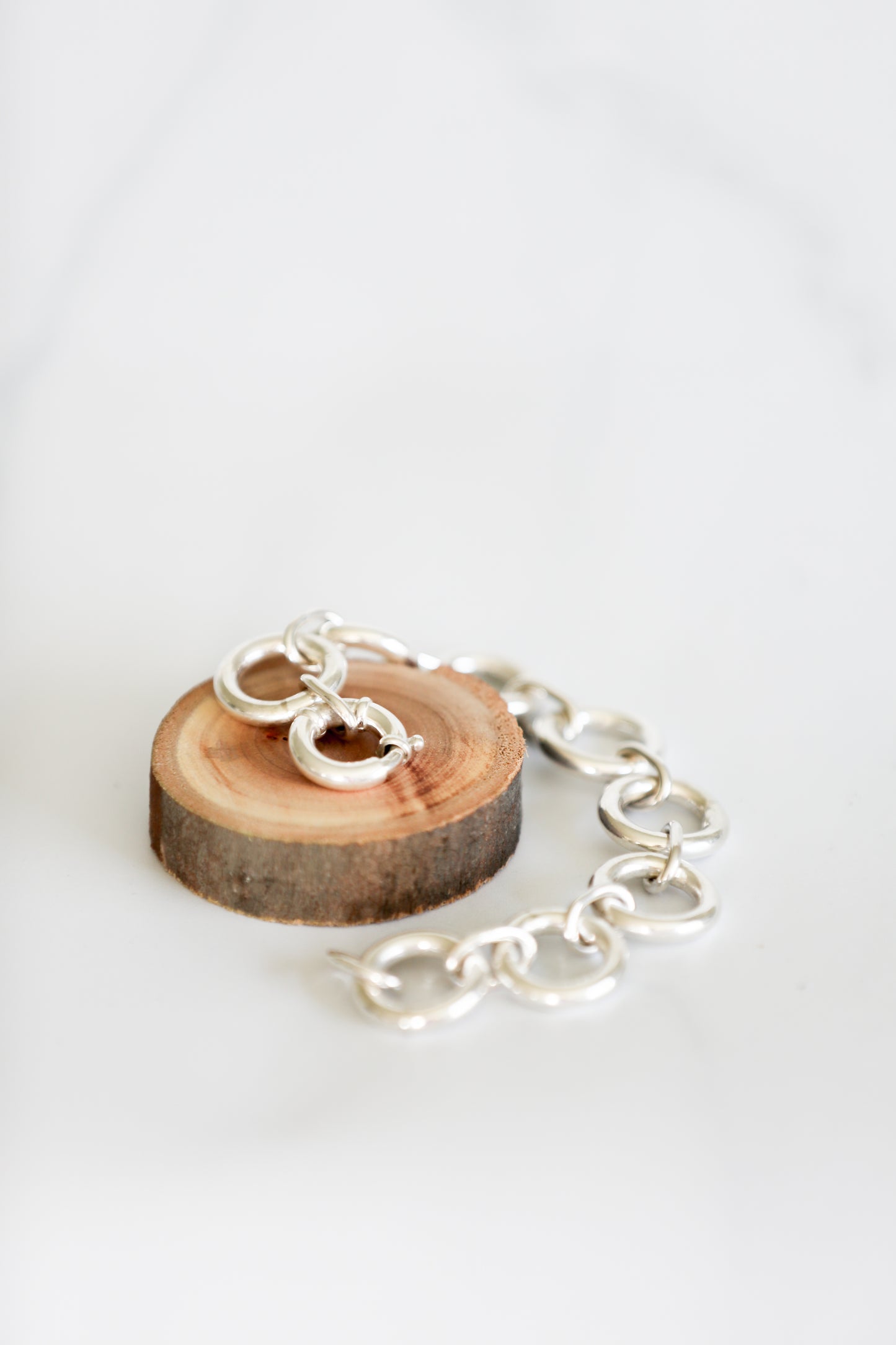 Large Round Link Bracelet